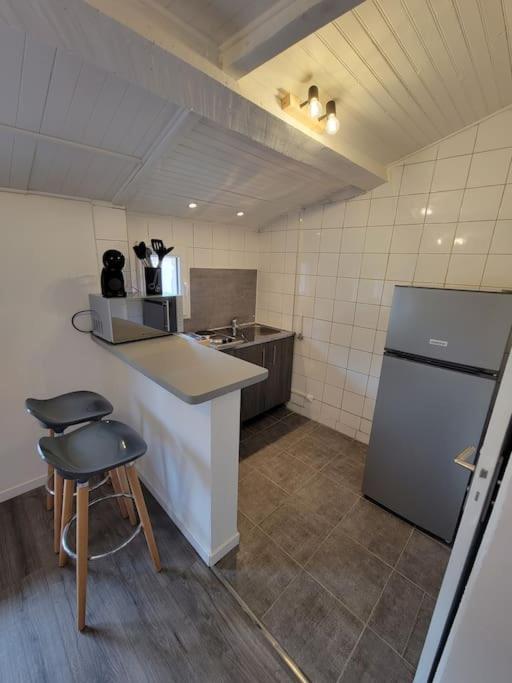 Fully Equipped 2 To 4 Beds Appartement *