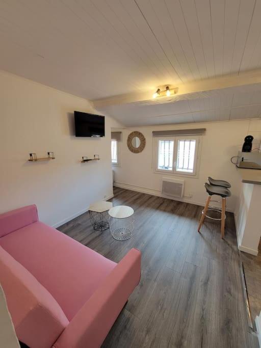Apartment Fully Equipped 2 To 4 Beds